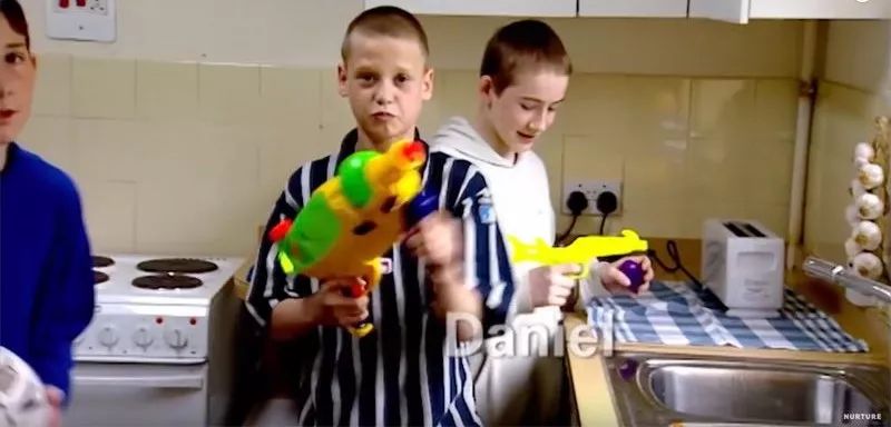 图片[5]｜没有大人管束，10个男女孩住在同一封闭别墅，5天后结果让人出乎意料…｜全营销数字服务平台丨榕媒圈