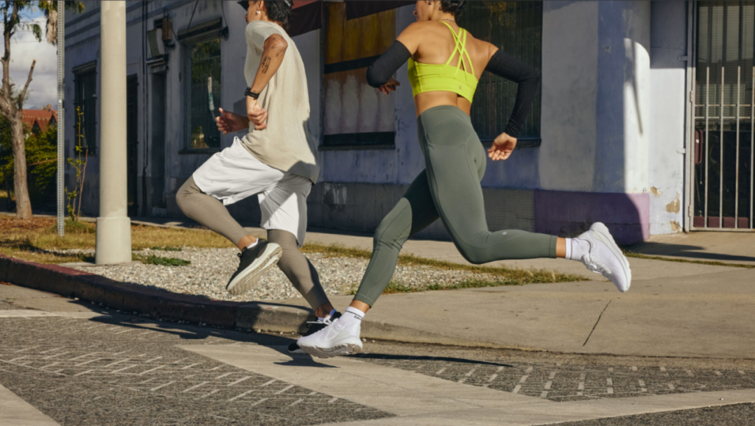 图片[3]｜【梁将军】六个反传统方法，帮 lululemon 获得了超额利润｜全营销数字服务平台丨榕媒圈