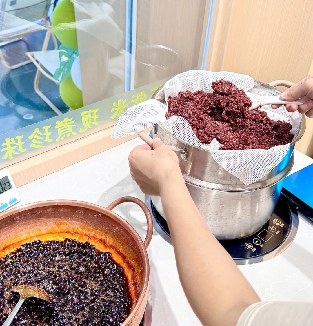 图片[3]｜奶茶涨价2元 销售额翻倍！这个品牌做了这些事……｜全营销数字服务平台丨榕媒圈